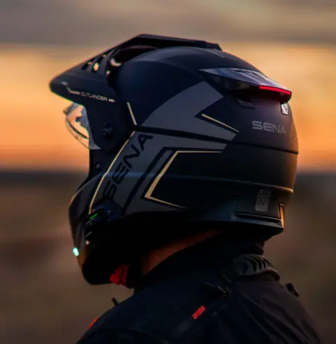 Sena Outlander Adventure MC-Hjelm Svart Matt 