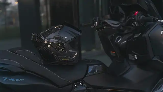 LS2 Åpningshjelm FF901 Advant X Gloss Carbon 