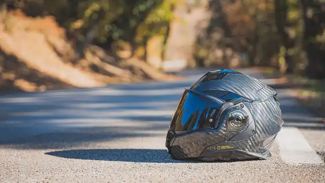 LS2 Åpningshjelm FF901 Advant X Gloss Carbon 