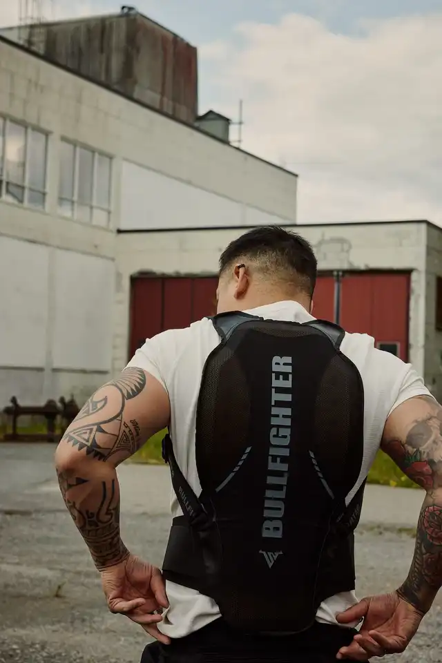 Bullfighter Panzer Ryggskinne Lvl.2 