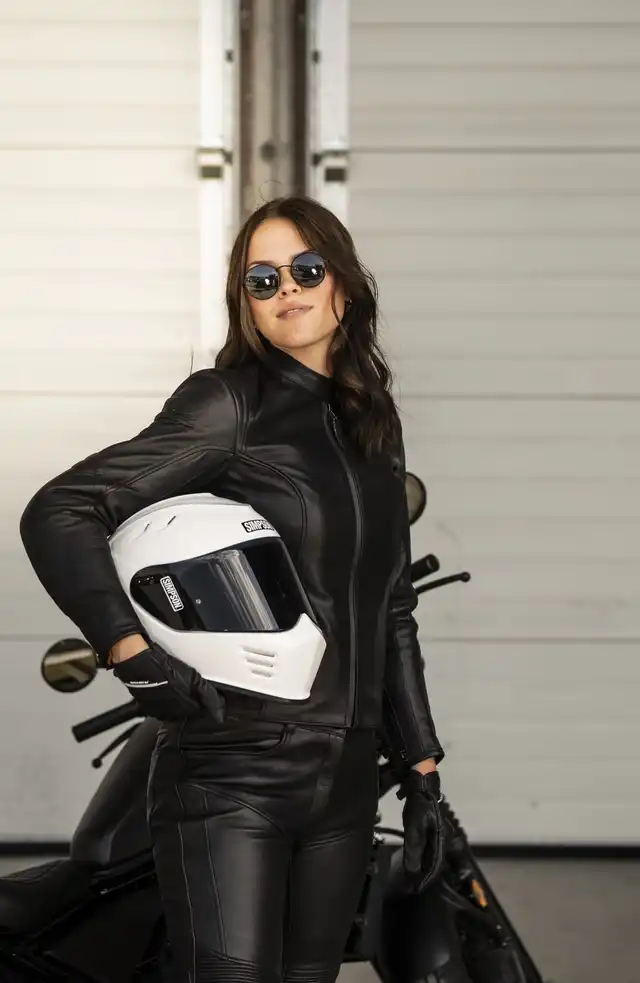 Simpson MC-Hjelm Venom Hvit 