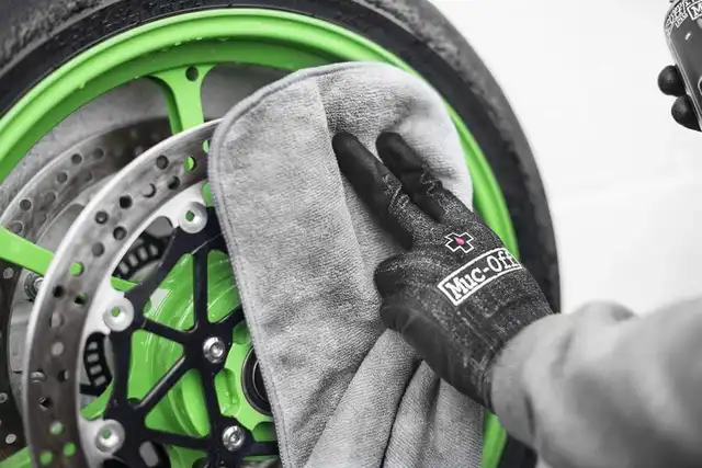 Muc-Off Premium Microfibre Polishing Mikrofiber poleringsklut 