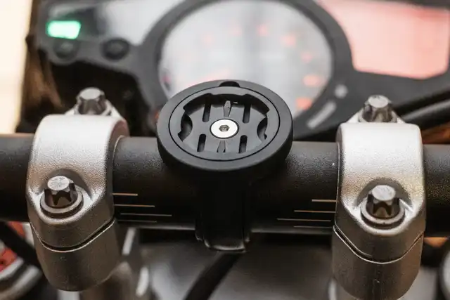 Beeline Bar Clamp Mount for Moto II 