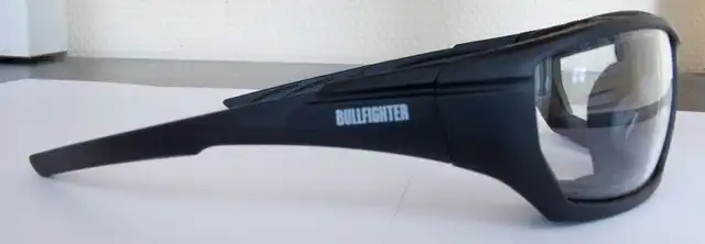 Bullfighter Solbrille Svart Ramme / Klart Glass 