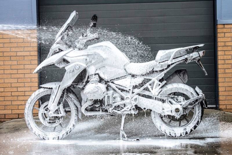 Muc-Off Snow Foam 1L Skånsom og genial vask 