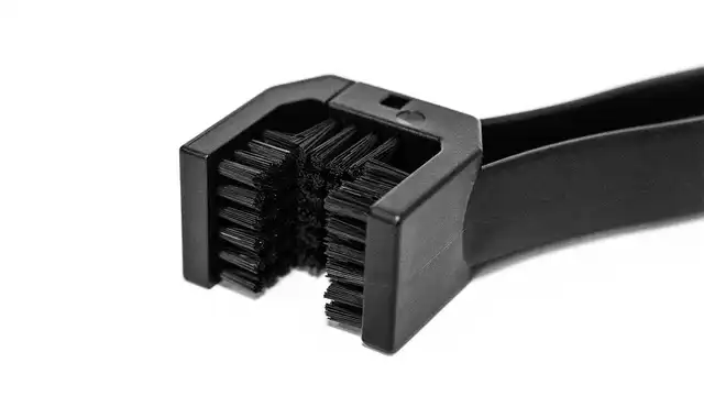 Muc-Off Motorcycle Chain Brush Kjedebørste fra Muc-Off 