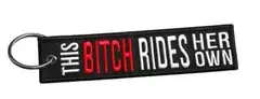 Nøkkelring This Bitch Rides Her Own 