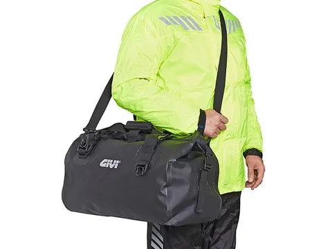 Givi EA115BK Vanntett Easy 40L til sete eller bak 