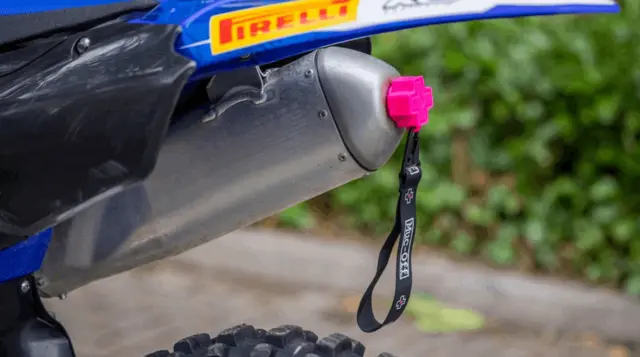 Muc-Off Eksos plugg Holder eksosanlegget fritt for vann 