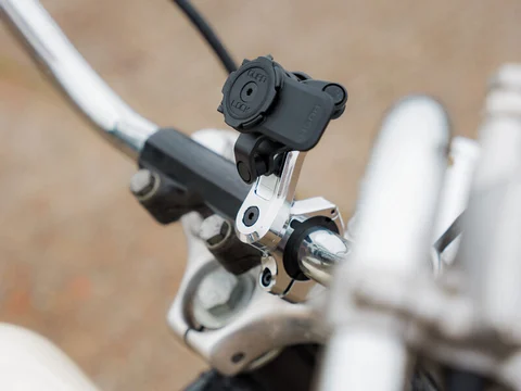 QUAD LOCK Pro Chrome Handlebar Mount QUADL HANDLEBAR MOUNT PRO CHROME