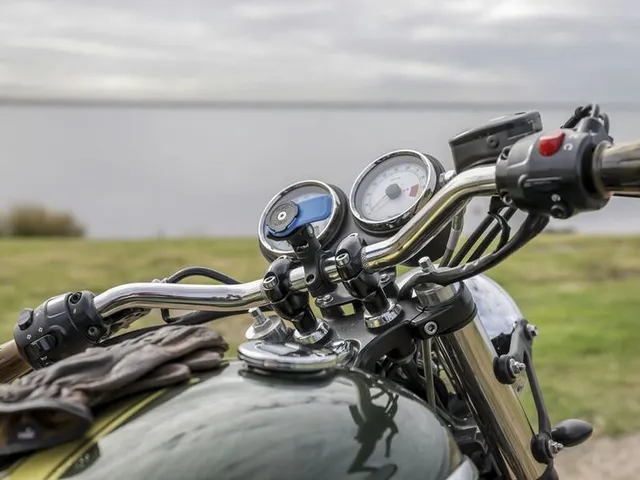 QUAD LOCK Knuckle Adaptor QUADL MOTORCYCLE KNUCKLE ADAPTOR 