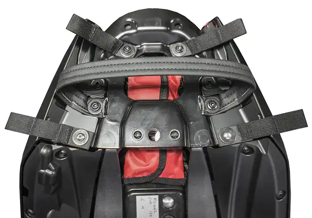 KRIEGA XDIAVEL FIT KIT Drypack-montering til Xdiavel 