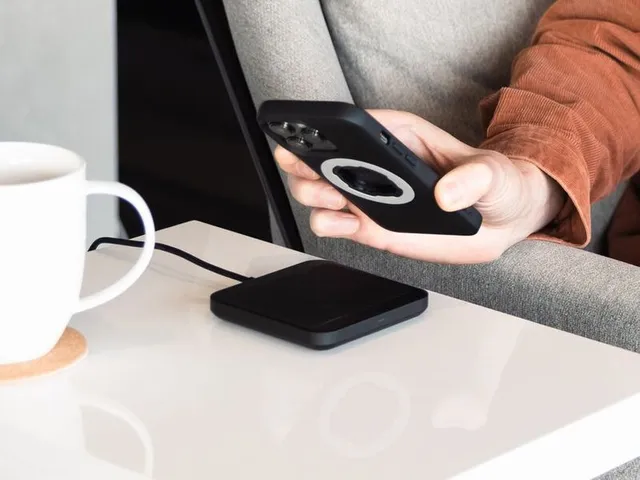 QUAD LOCK MAG Wireless Charging Pad QUADL WIRELESS CHARGING PAD 