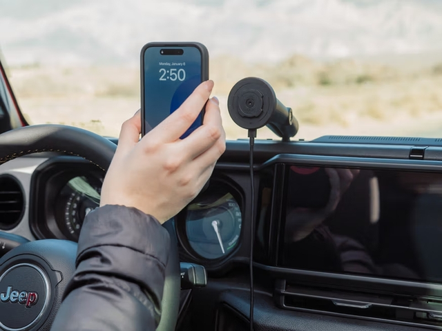 QUAD LOCK 20mm Ball Top Cap Adaptor QUADL 20MM BALL TOP CAP ADAPTOR 