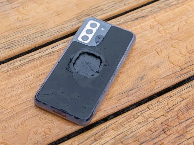 QUAD LOCK Original Poncho  -   S20+ Galaxy S20+ 