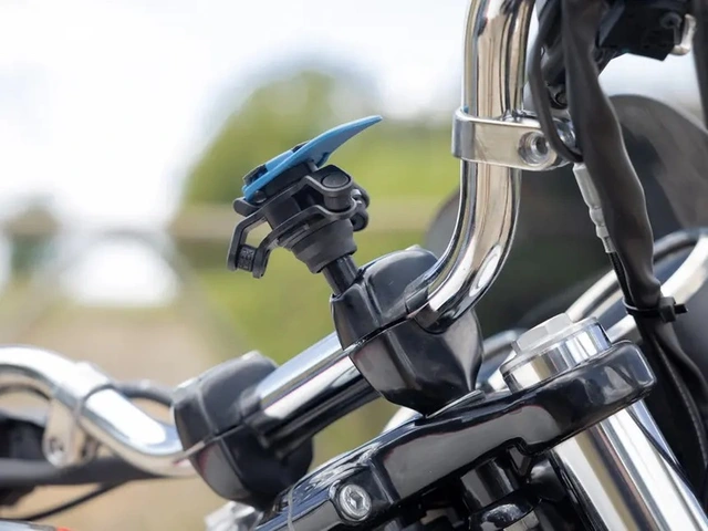 QUAD LOCK 360 Base Single Bolt - M8 QUADL 360 BASE M8 SINGLE BOLT 