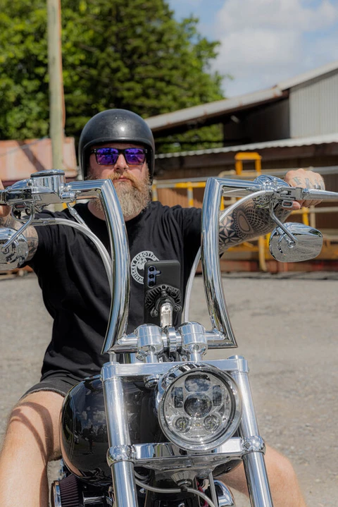 QUAD LOCK Pro Chrome Mount - Large QUADL HANDLEBAR MOUNT PRO CHROME - LARGE 