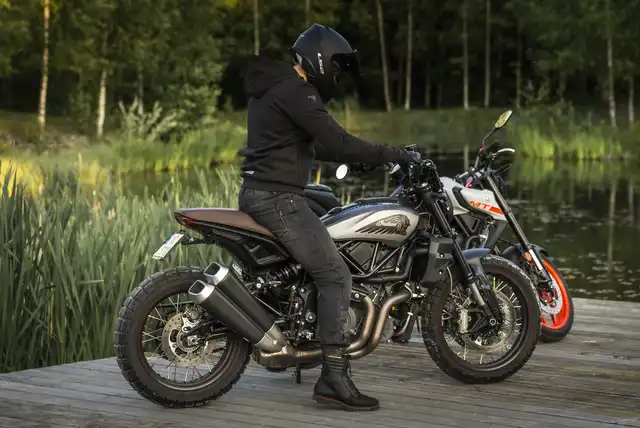 Bullfighter Cobra Kevlar MC-Jeans Lysegrå Lengde:32 