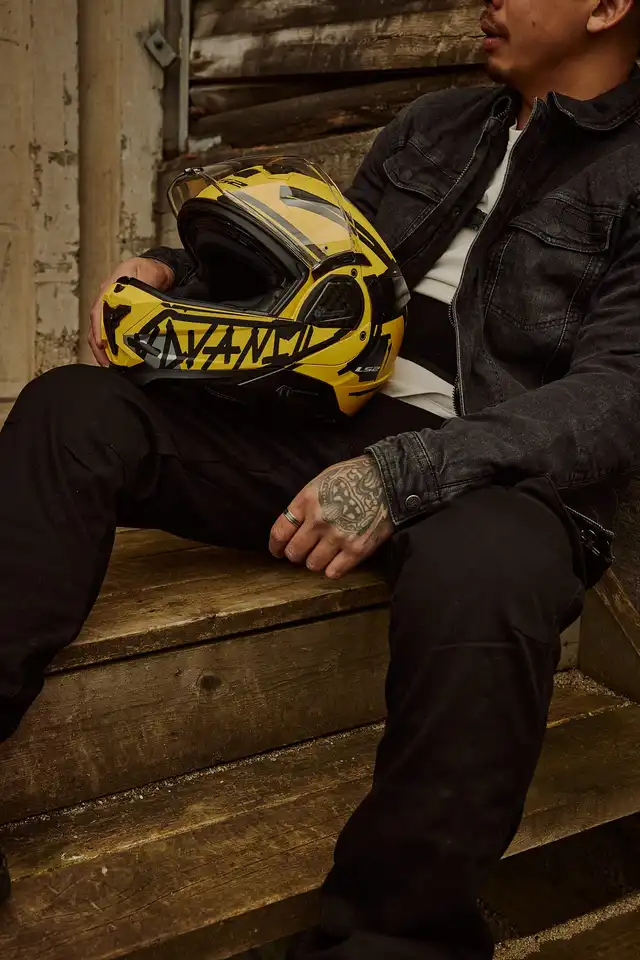 LS2 Åpningshjelm FF910 Advant II Tape Svart/Gul 