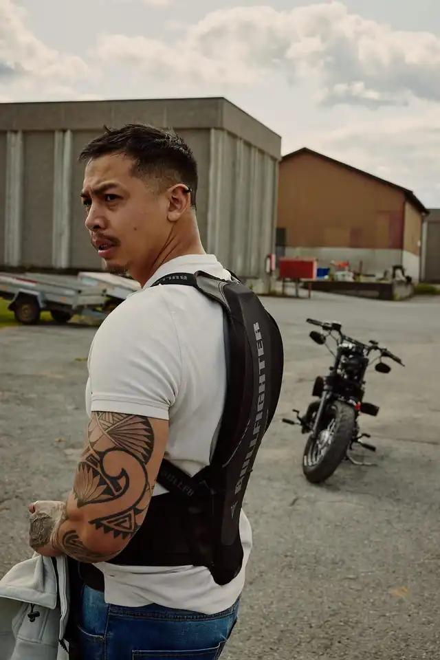 Bullfighter Panzer Ryggskinne Lvl.2 