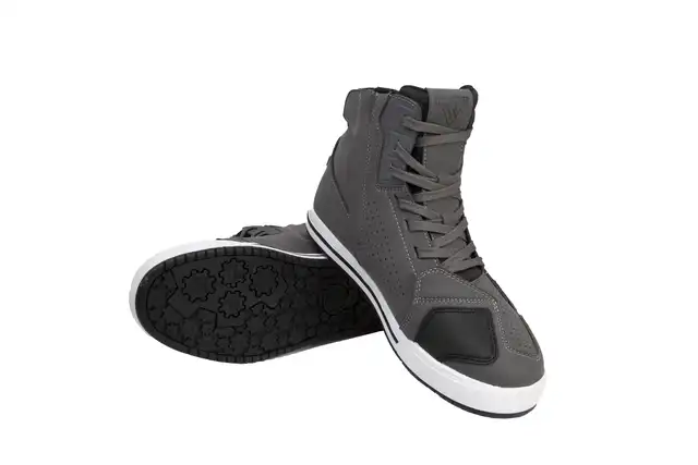 Bullfighter MC-Sko Rebel Lysegrå 