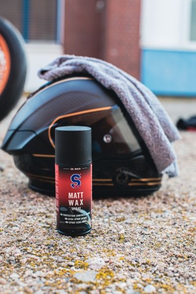 S100 Matt-Voks Spray Voks spray for matte overflater