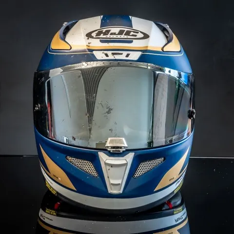 S100 Visor &amp; Helmet Cleaner Visir og hjelmrens med mikrofiber klut