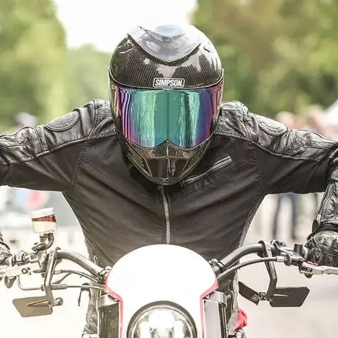 Simpson MC-Hjelm Venom Carbon 