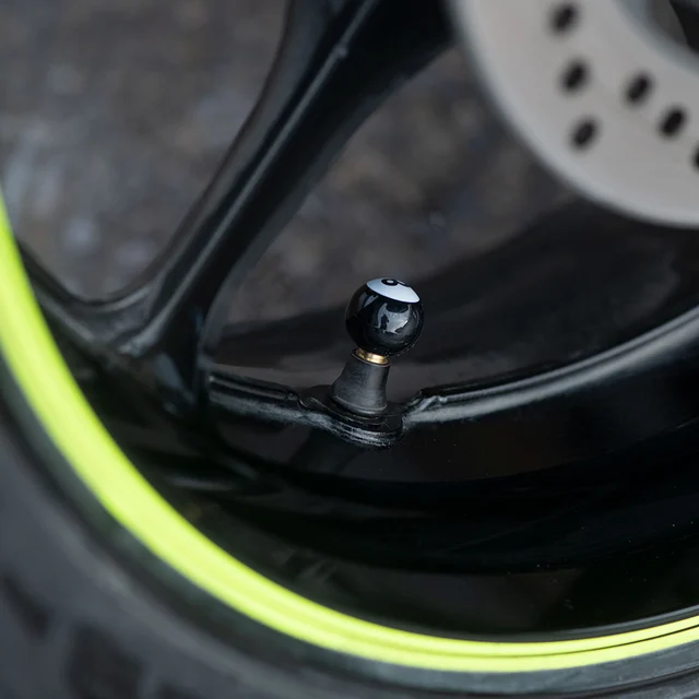 Oxford 8 Ball Valve Caps Black Kule ventilhetter 